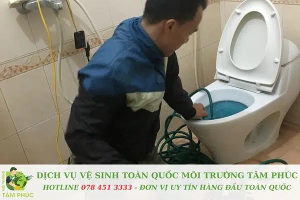 Quy trình Môi Trường Tâm Phúc tổ chức tiếp nhận và xử lý thông bồn cầu nghẹt tại Huế